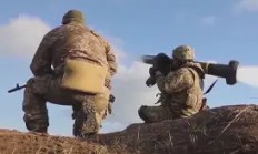 随机Rookie巅峰对决，C罗与70激战IG分钟，连败胜负难料！